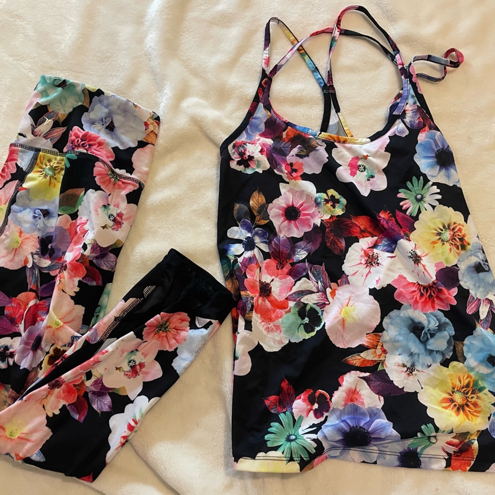 Old Navy - Athletic set- great condition